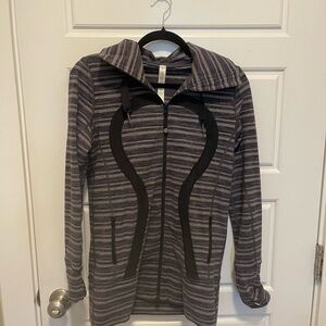 Lululemon Daily Practice Athletic Striped Hooded Zip Jacket - Gray